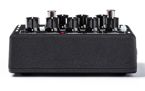 MXR M80 Bass Di+ Бас-гитарная педаль эффектов.
